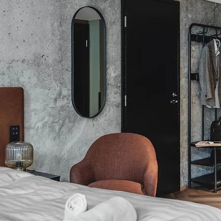 H28 - Hotel, And By Uhanda 3* Tampere