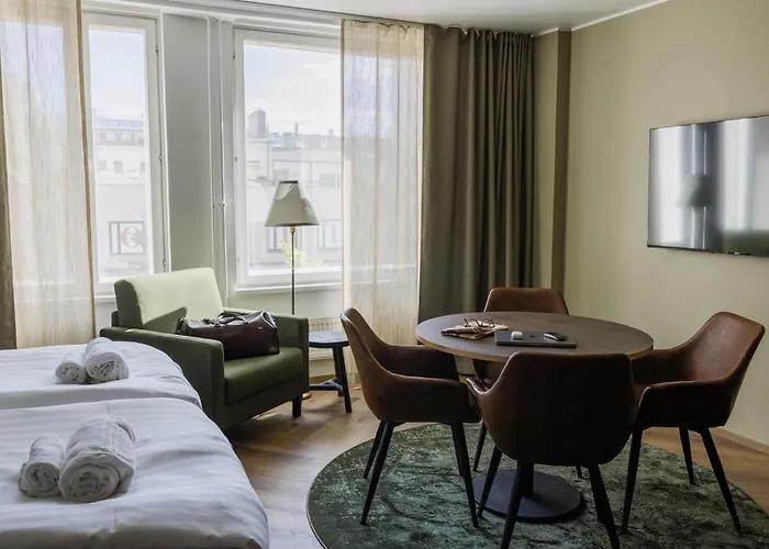 H28 - Hotel, And By Uhanda Ξενοδοχείο